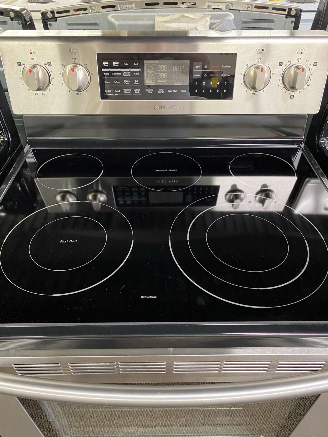 Reconditioned SAMSUNG SelfClean Flex DuoConvection Oven Electric