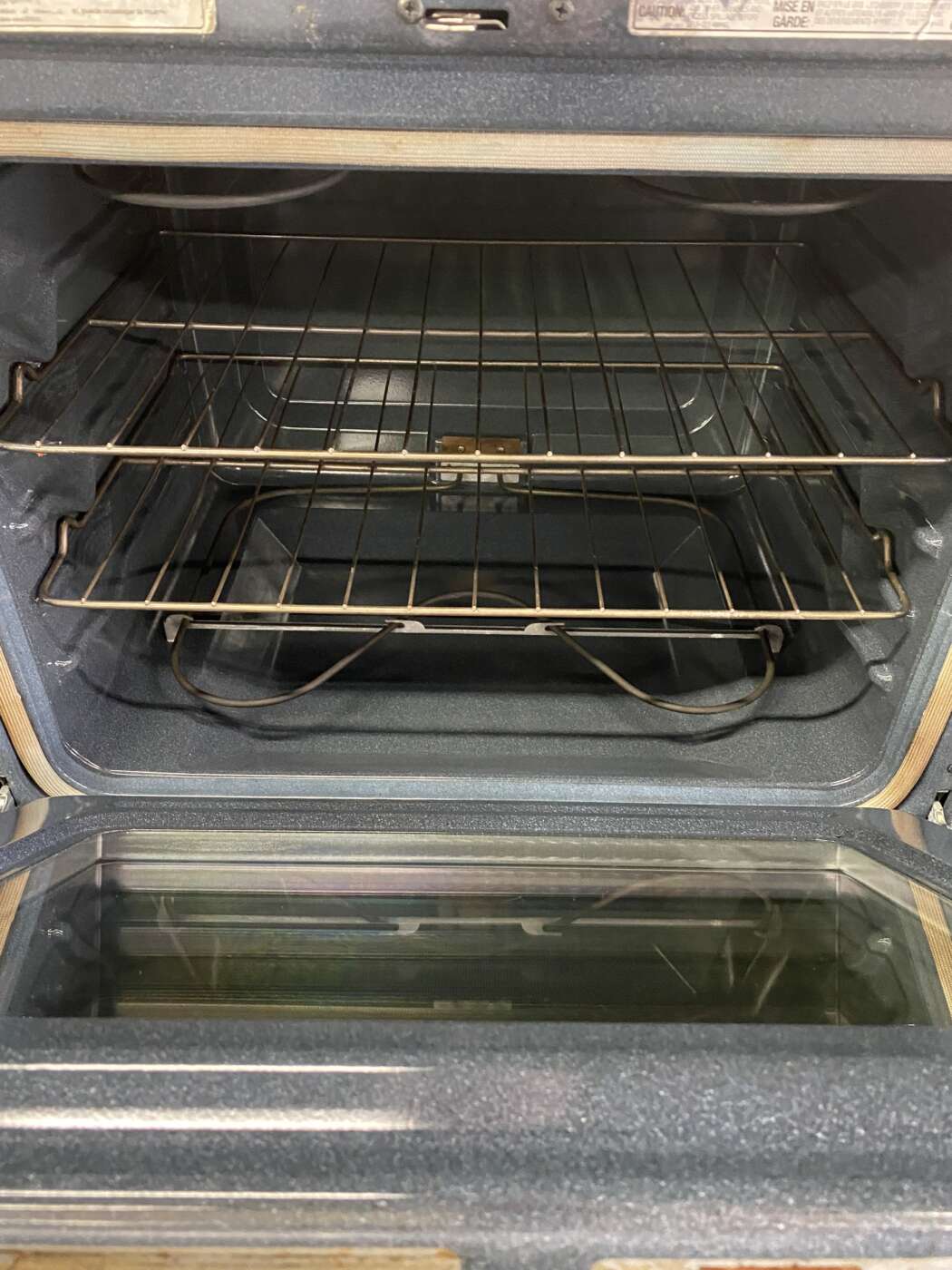 Reconditioned WHIRLPOOL SelfClean Oven Electric Range Black Howie