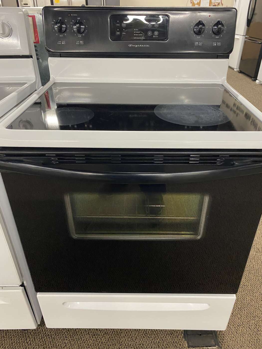 Reconditioned FRIGIDAIRE SelfClean Oven Electric Range Bisque
