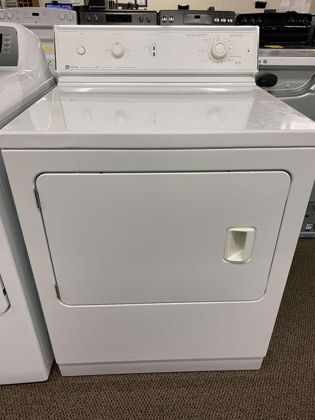 Reconditioned CLASSIC MAYTAG 7.0 Cu. Ft. Electric Dryer – White