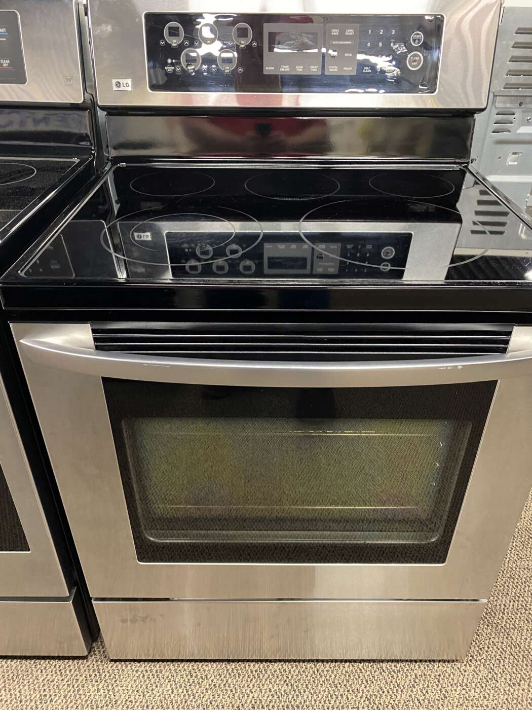 Reconditioned KENMORE Self-Clean Oven Electric Range - Bisque - Howie Voigt