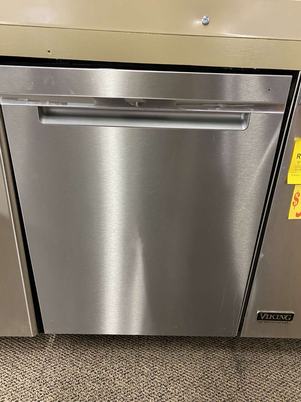Reconditioned WHIRLPOOL Stainless-Tub Built-In Dishwasher – Stainless