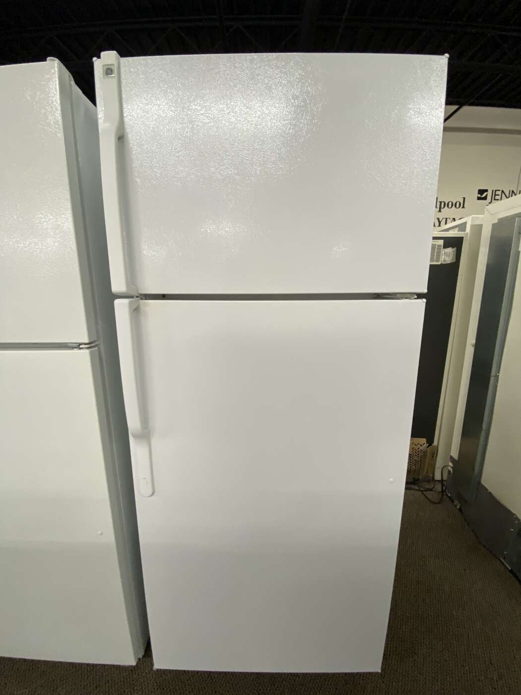 Reconditioned G/E 18 Cu. Ft. Top-Freezer Refrigerator – White