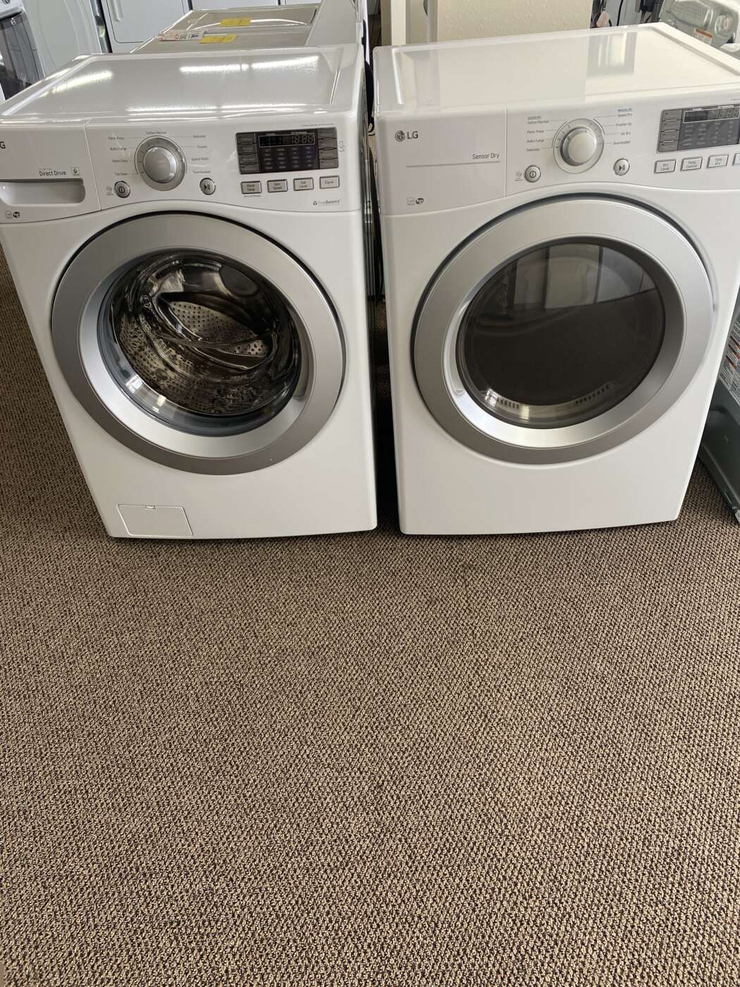 Reconditioned LG 4.5 cu. ft. Washer and 7.4 cu. ft. Dryer Set