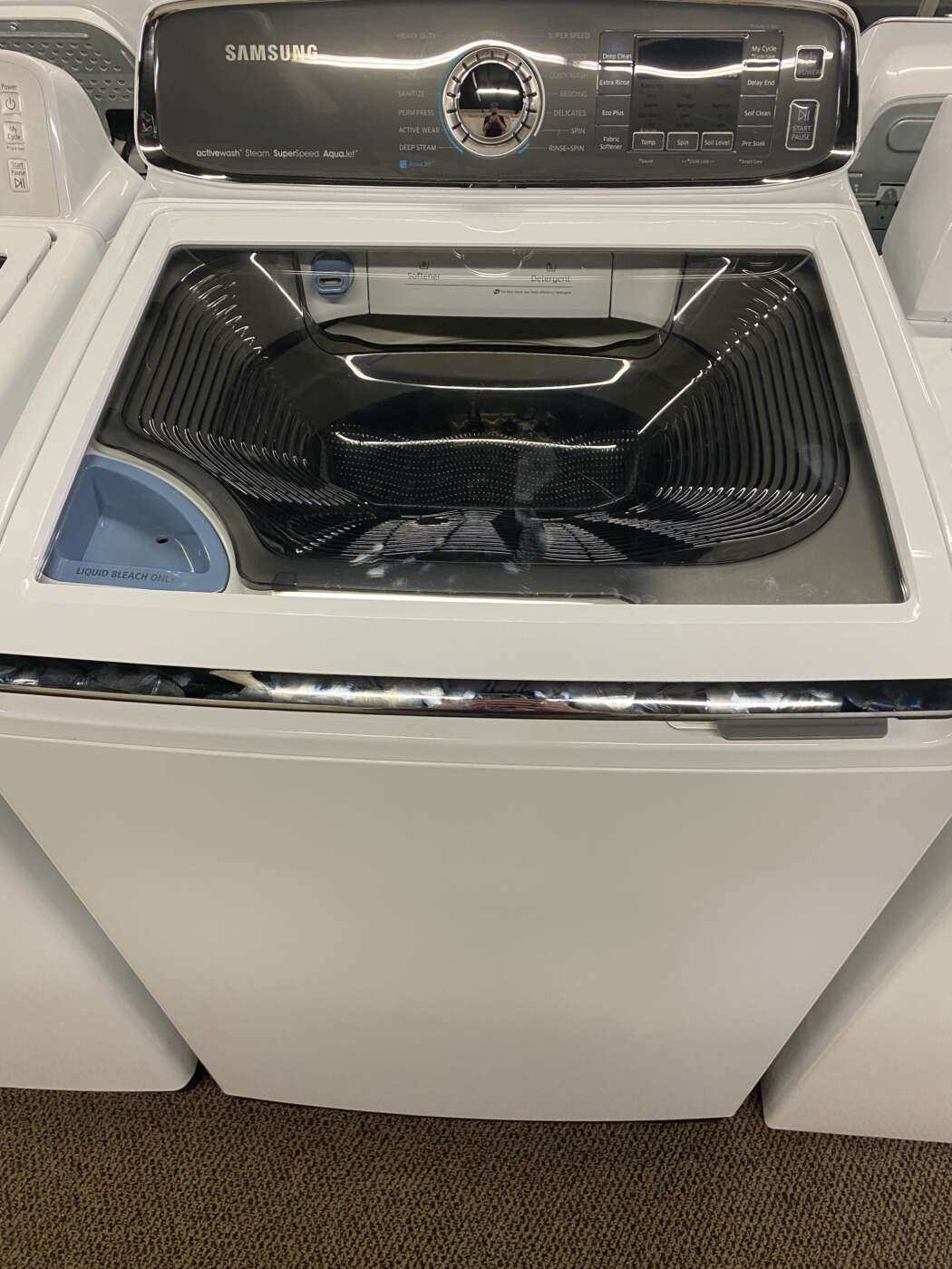 Reconditioned SAMSUNG 5.2 Cu. Ft. Top-Load Washer With Pretreat Basket