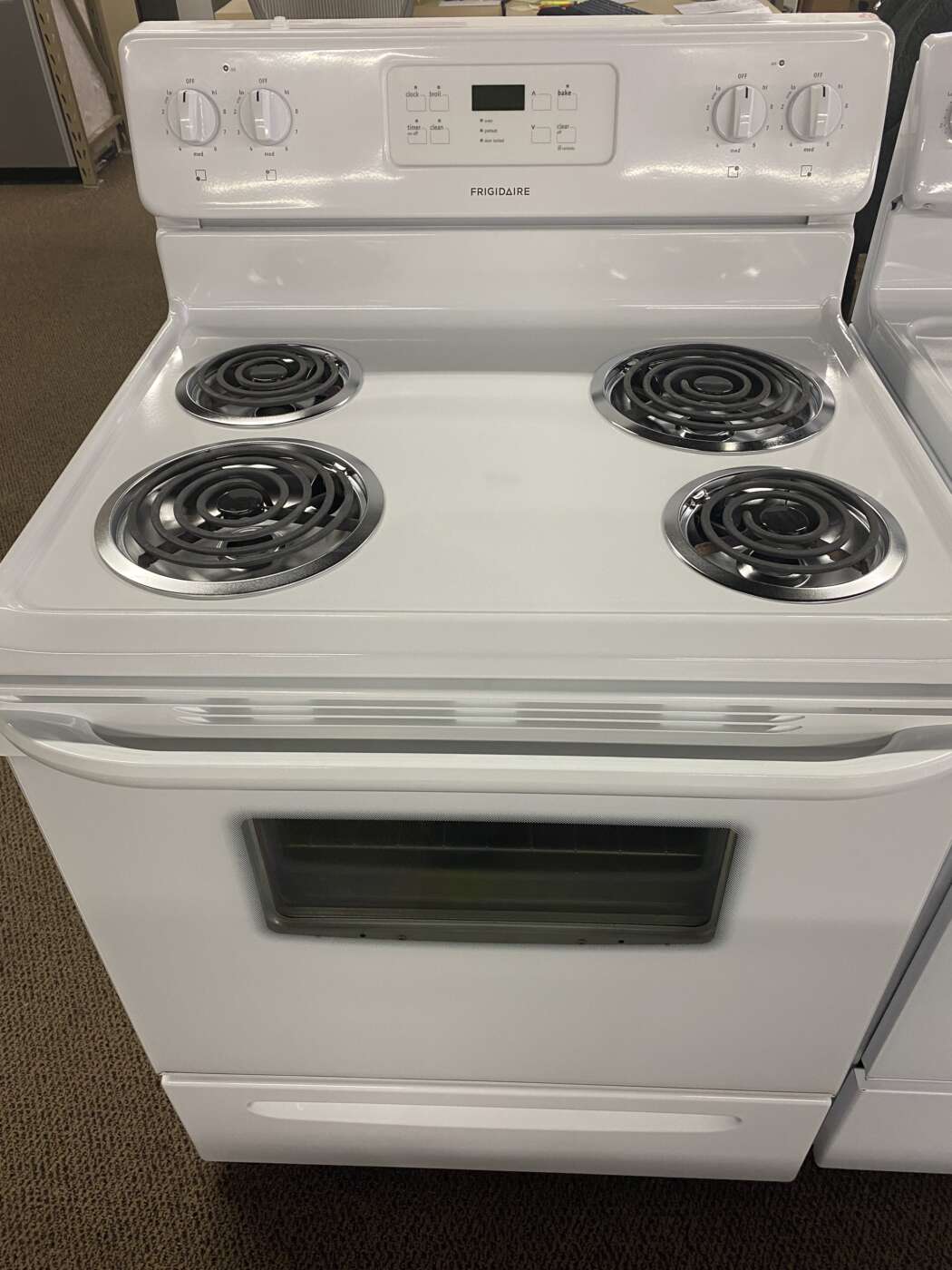 Reconditioned Coil-Top Electric Range