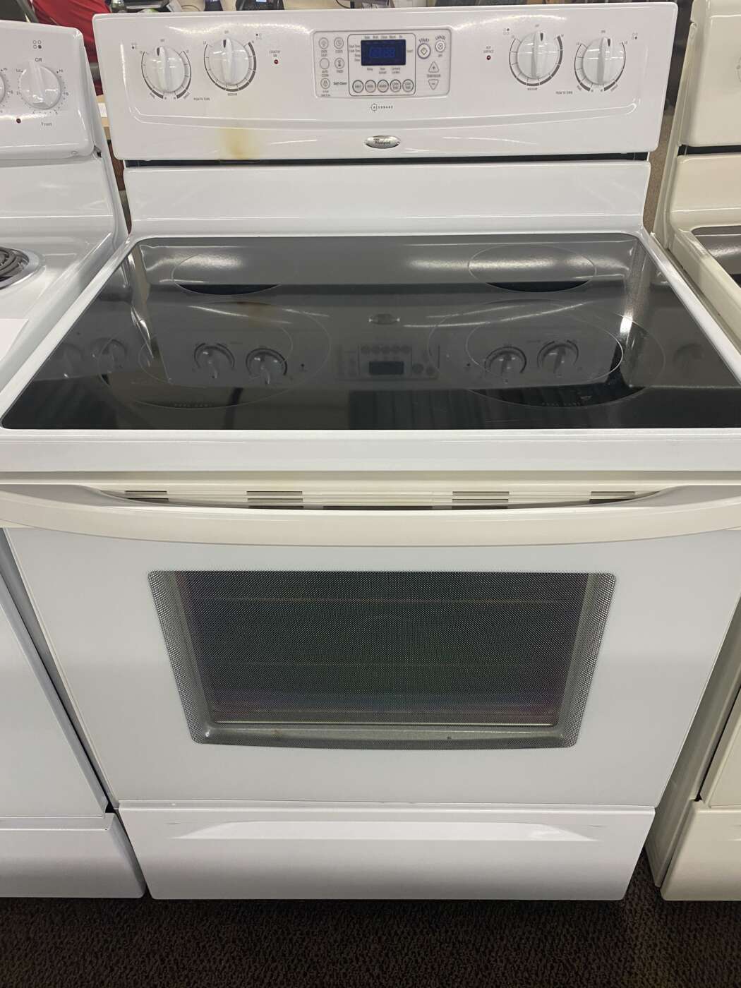 Reconditioned Electric Glass Top Range