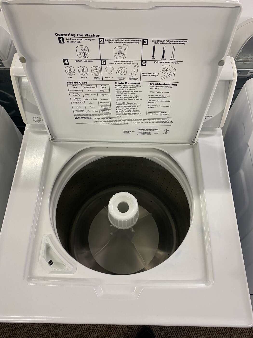 Reconditioned SPEED QUEEN 3.3 Cu. Ft. Top-Load Washer