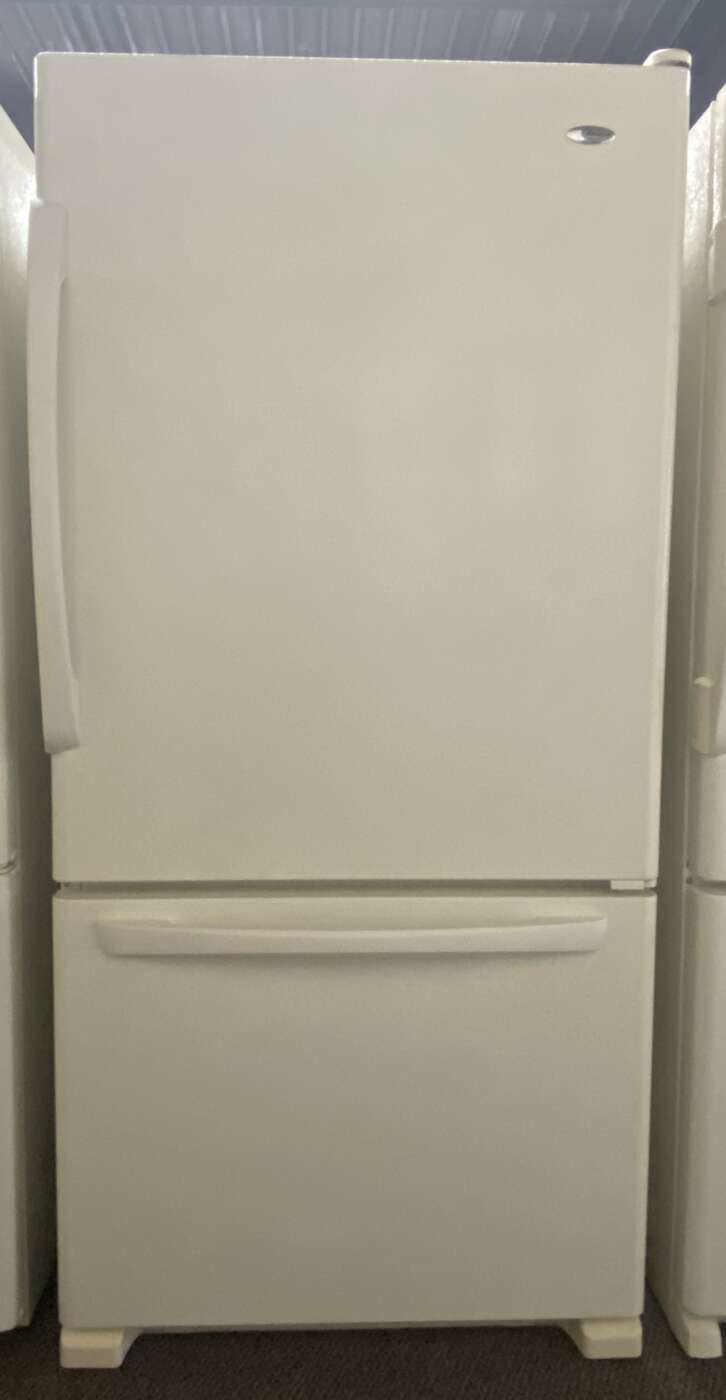 Reconditioned AMANA 22 Cu. Ft. Bottom-Mount (Bisque)