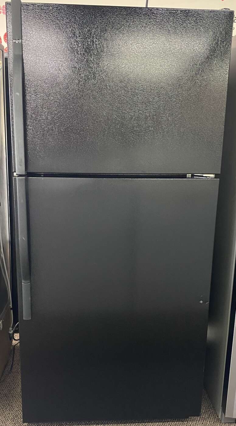 Reconditioned KENMORE 18 Cu. Ft. Top-Mount