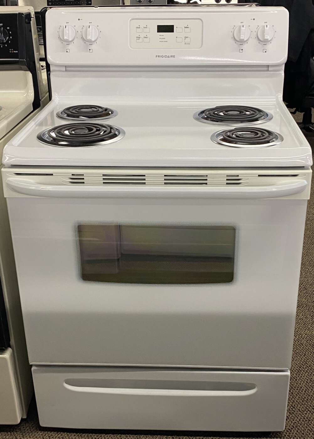 Reconditioned FRIGIDAIRE 5.3 Cu. Ft. Coil-Top Electric Range (White) With Self-Clean