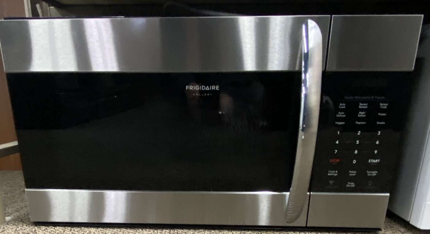 Reconditioned FRIGIDAIRE 1.7 Cu. Ft. Over the Range Microwave (Stainless Steel)