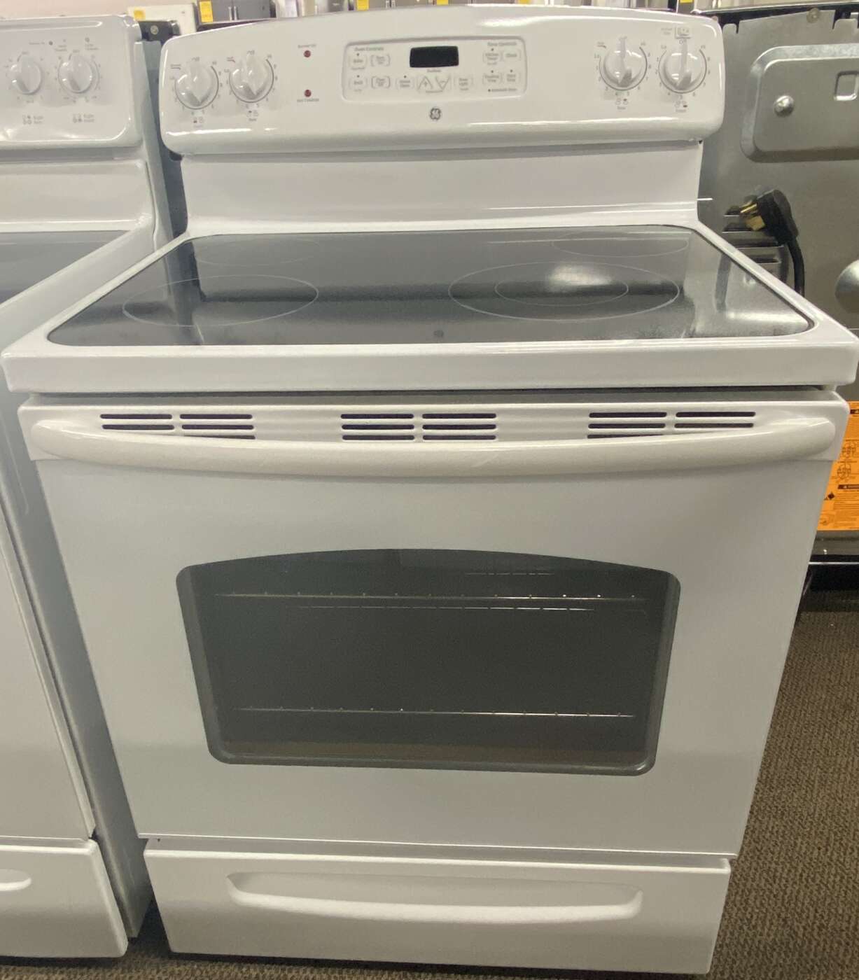 Reconditioned GE Electric Smooth-Top Range With Self-Clean (White)