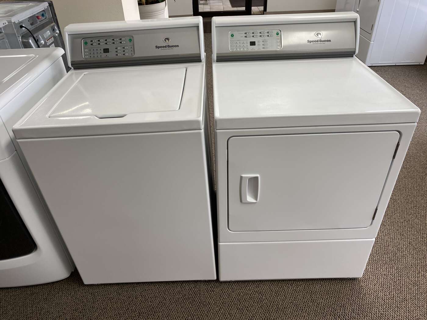 Reconditioned Speed Queen 3.3 cu. ft. Top Load Washer & 7 cu. ft. Electric Dryer (White)