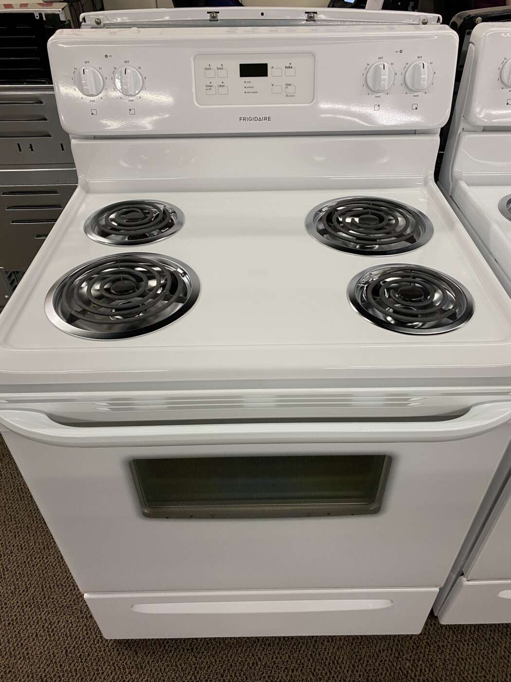 Reconditioned Frigidaire Coil Top Electric Range (White)