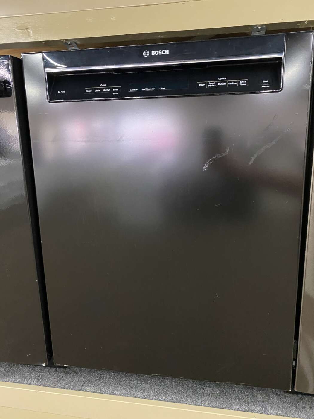 Reconditioned Bosch Dishwasher with Stainless Steel Tub (Black)