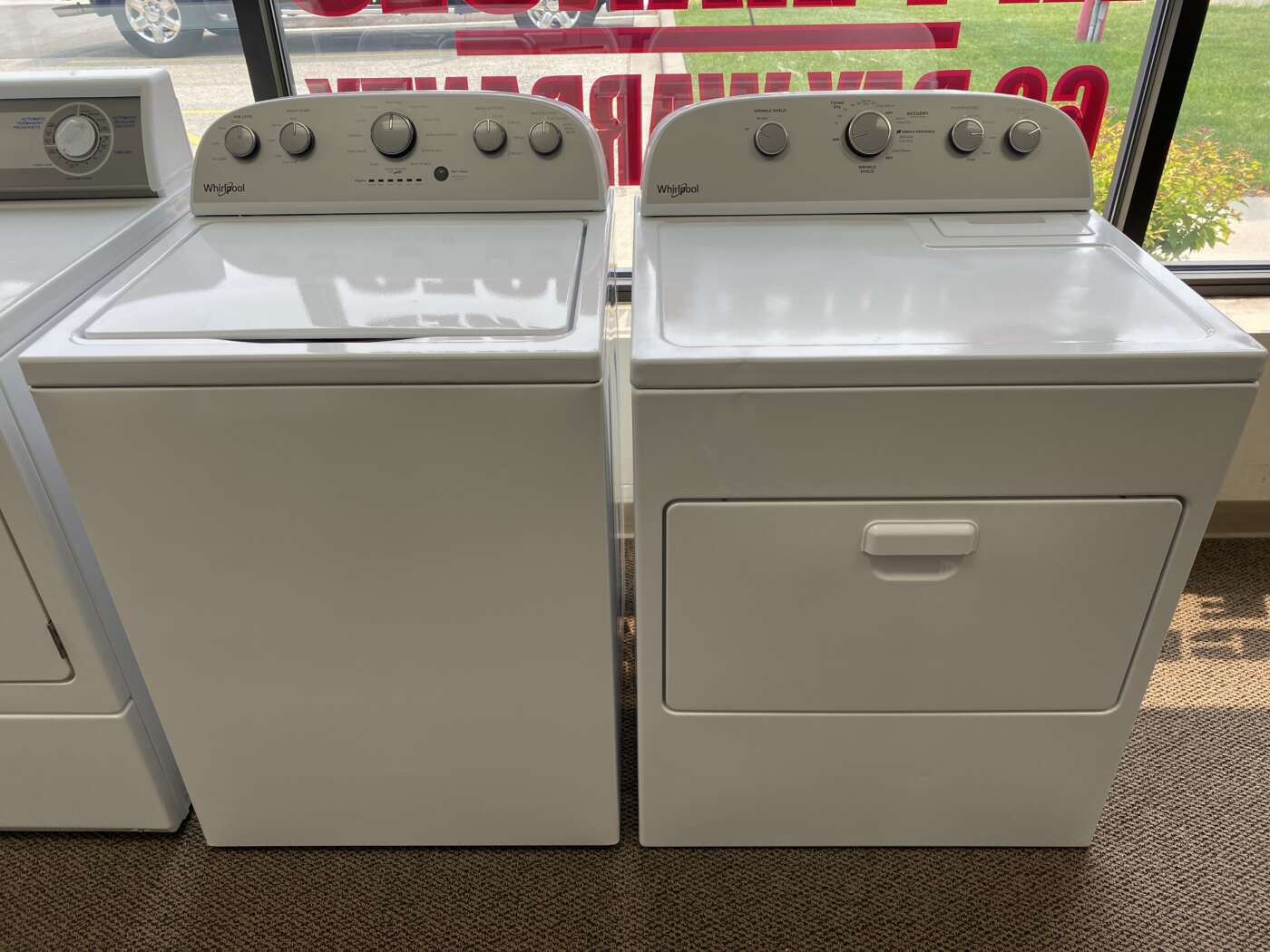 Reconditioned Whirlpool 3.5 cu. ft. Top Load Washer & 7 cu. ft. Electric Dryer (White)