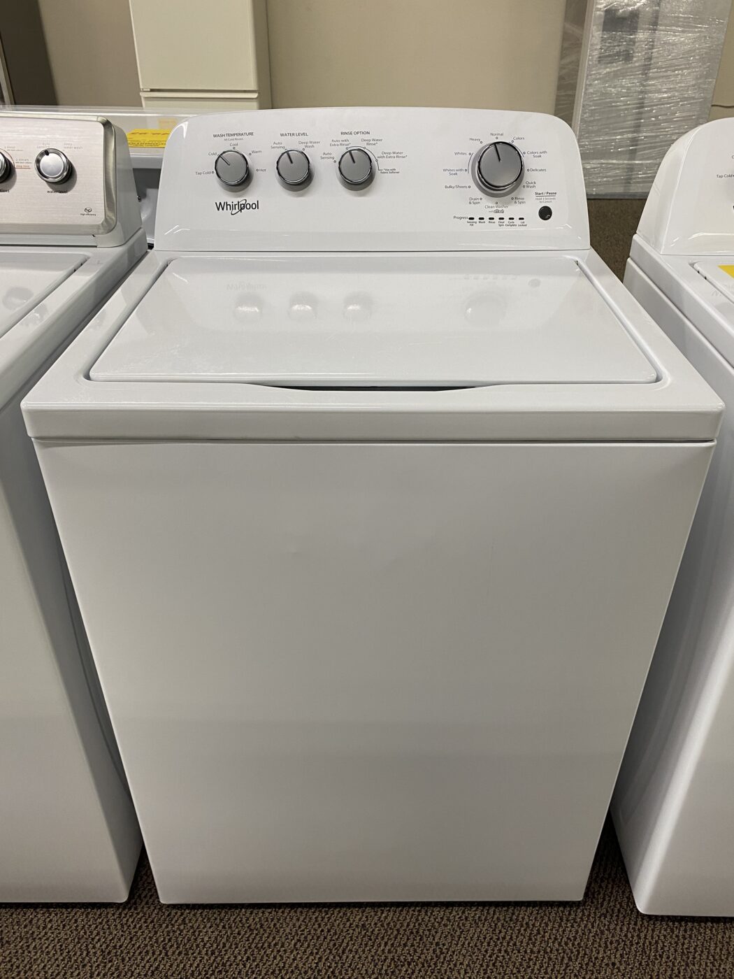 Reconditioned Whirlpool 3.8 cu. ft. Top Load Washer (White)