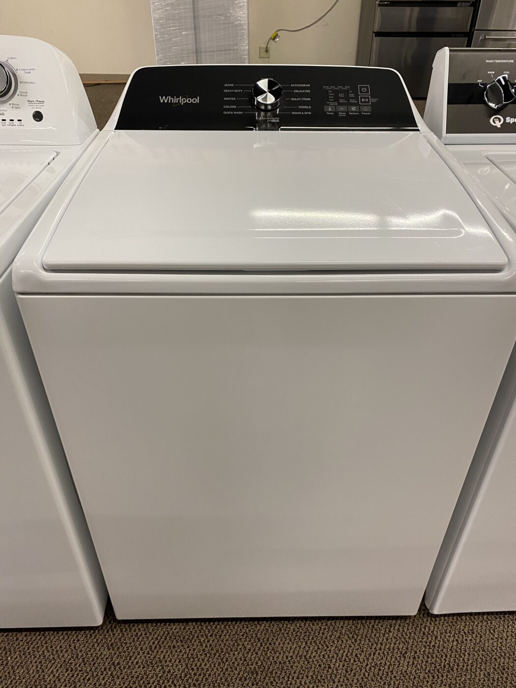 Reconditioned Whirlpool 4.6 cu. ft. Top Load Washer (White)