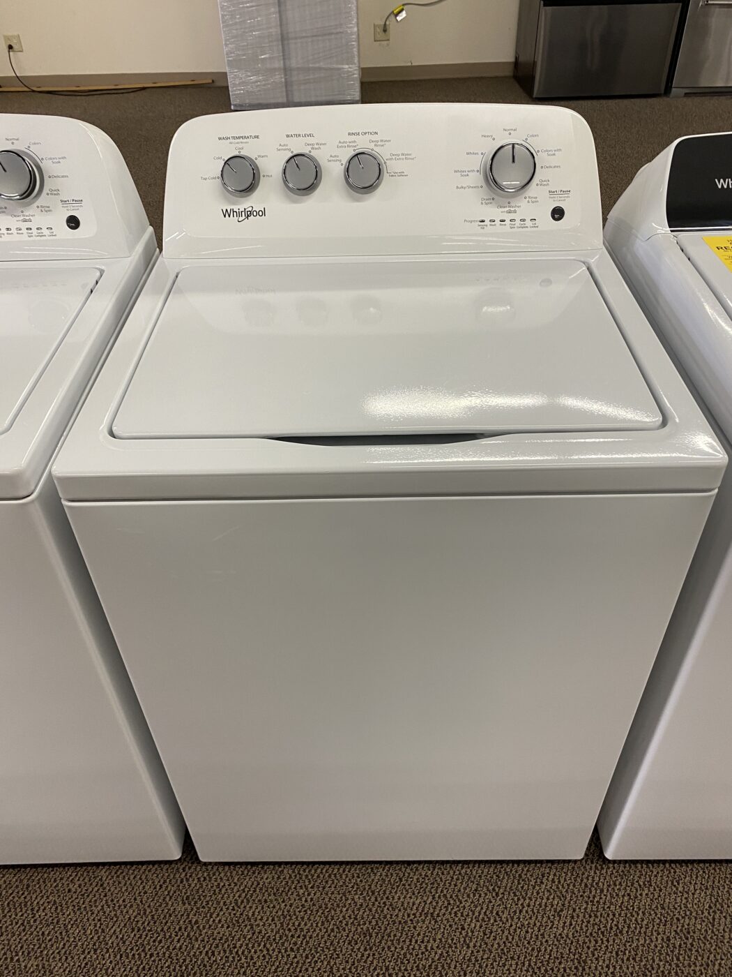 Reconditioned Whirlpool 3.8 cu. ft. Top Load Washer (White)