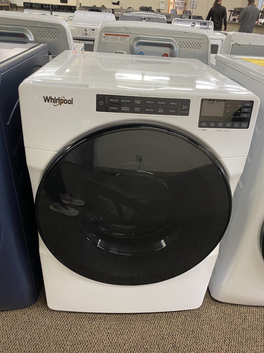Reconditioned Whirlpool 4.5 cu. ft. Front Load Washer (White)