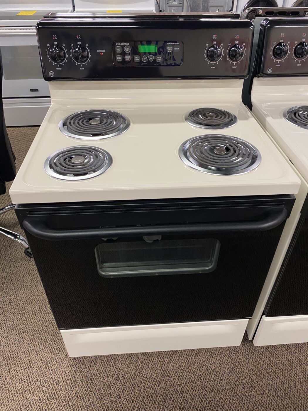 Reconditioned GE Coil Top Electric Range (Bisque)