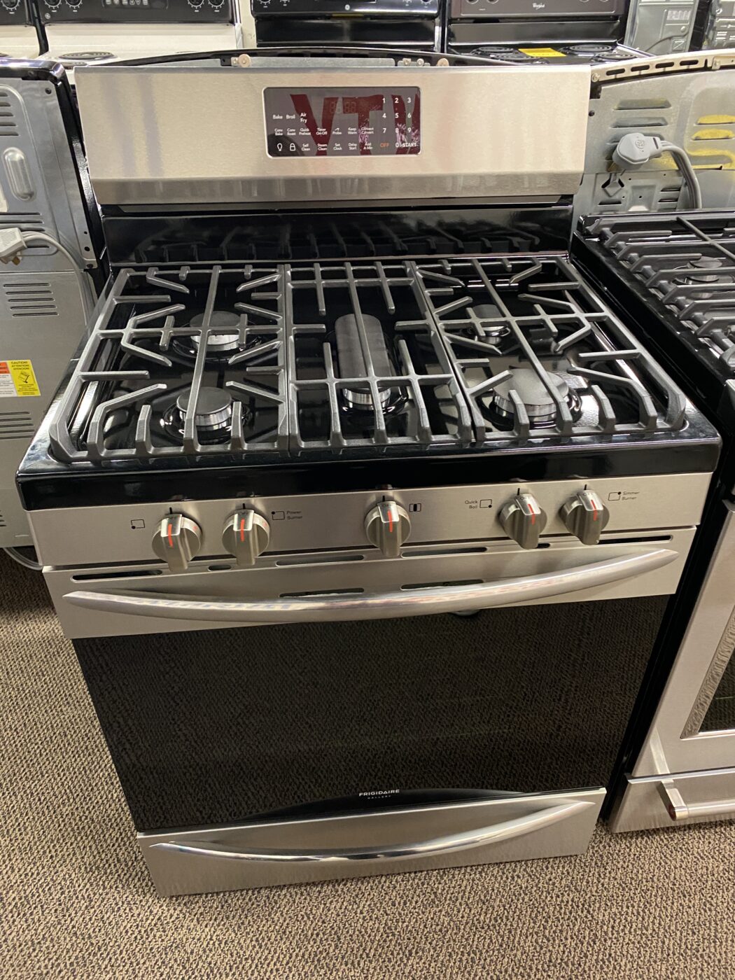 Reconditioned Frigidaire Gas Range (Stainless Steel)
