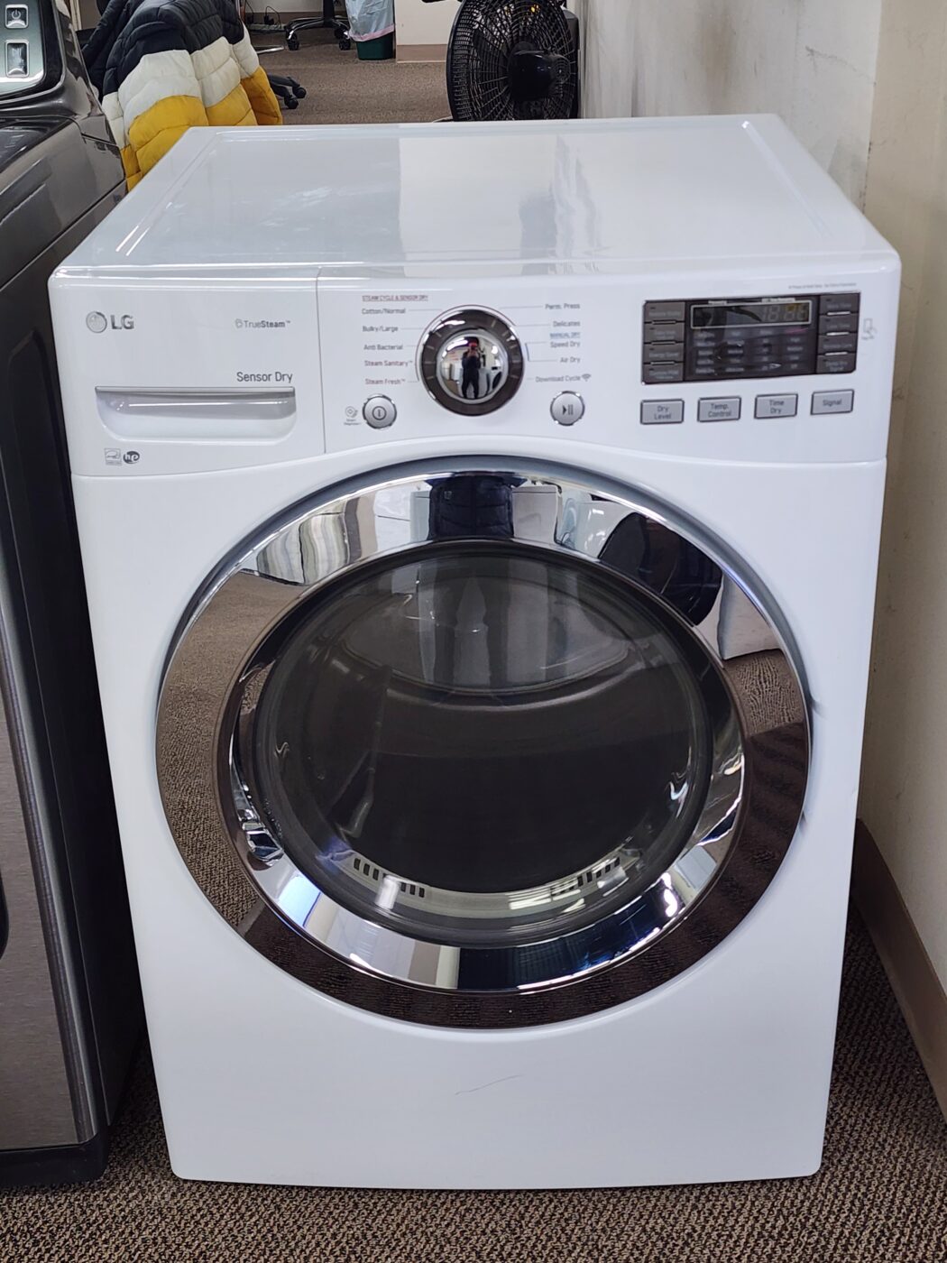 Reconditioned LG 7.4 Cu. Ft. Gas Dryer (White)