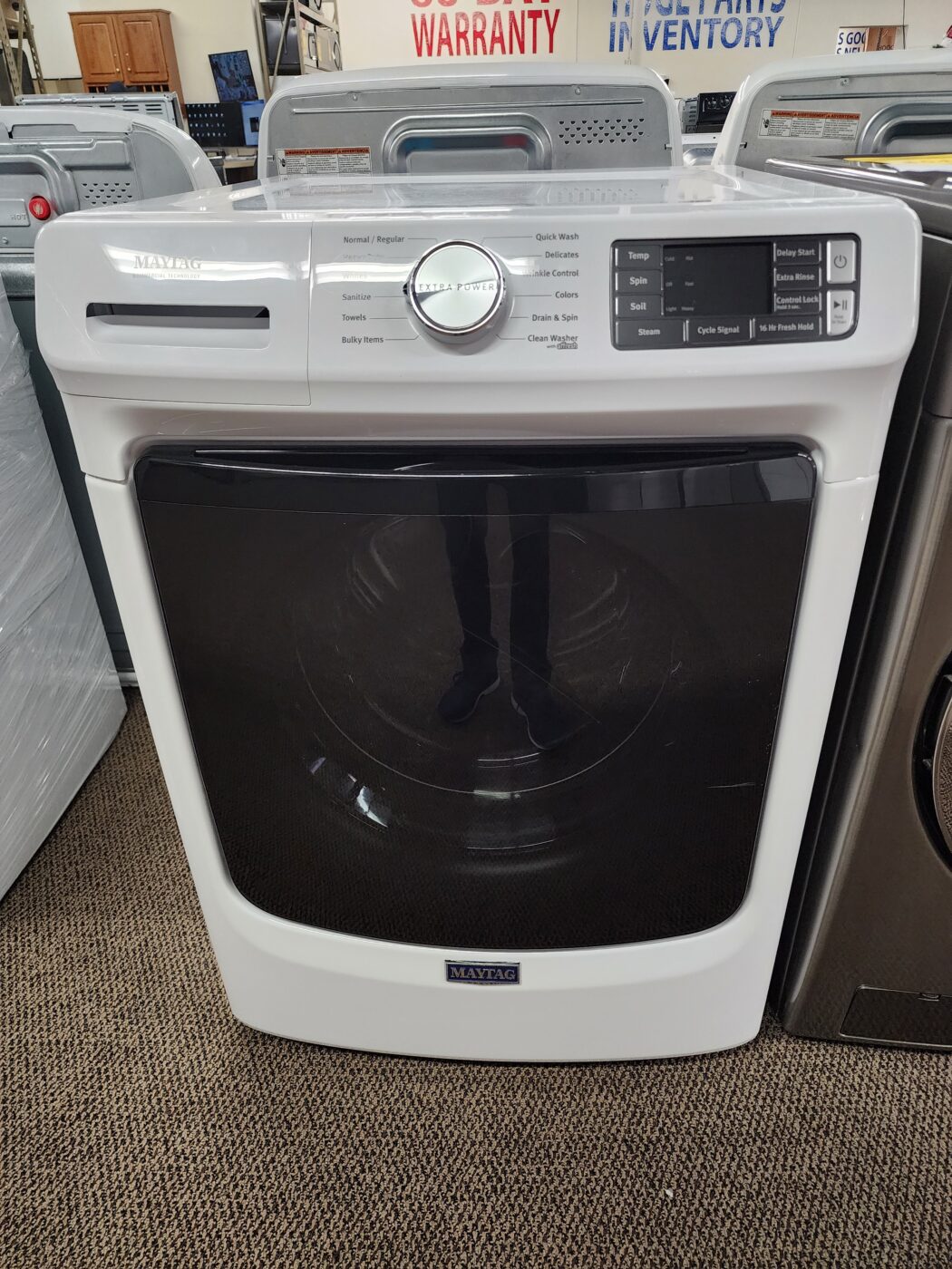 Reconditioned Maytag 4.8 cu. ft. Front Load Washer (White)