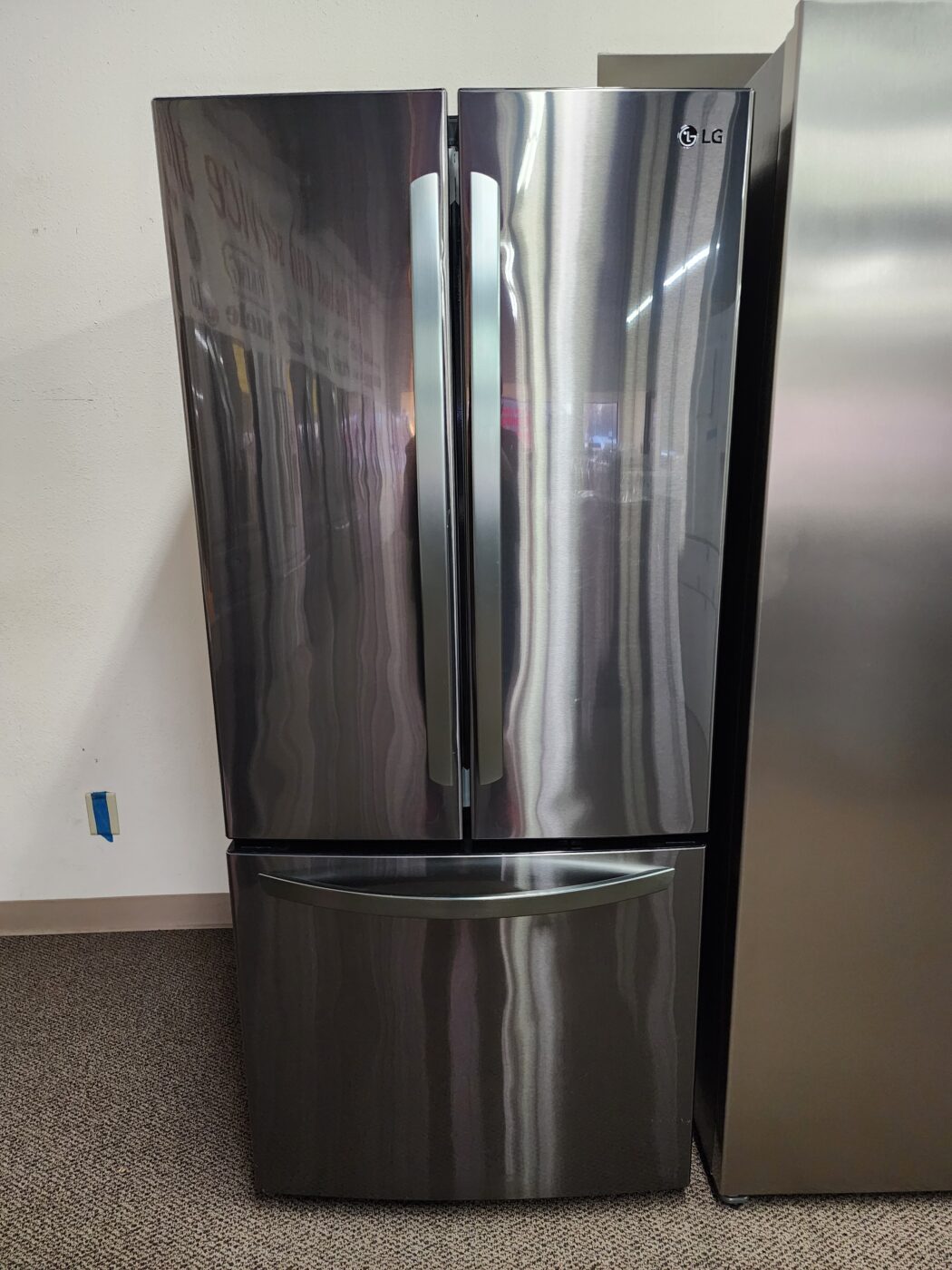 Reconditioned LG 22 cu. ft. French Door Refrigerator with Ice Maker (Stainless Steel)