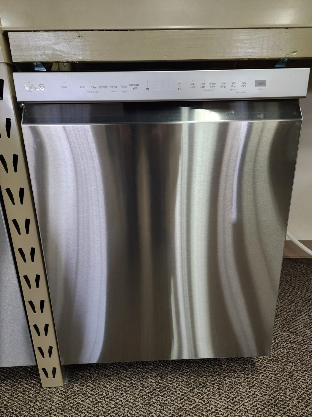 Reconditioned LG Dishwasher with Stainless Steel Tub (Stainless Steel)