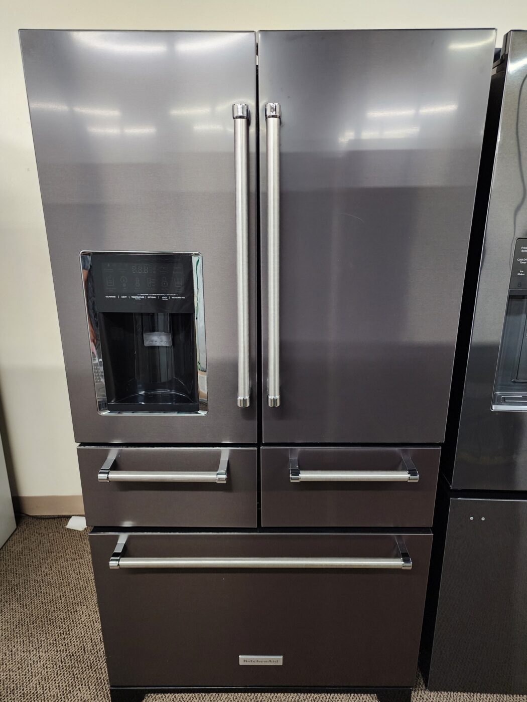 Reconditioned Kitchenaid 25.8 cu. ft. French Door Refrigerator with Ice and Water Dispenser (Stainless Steel)