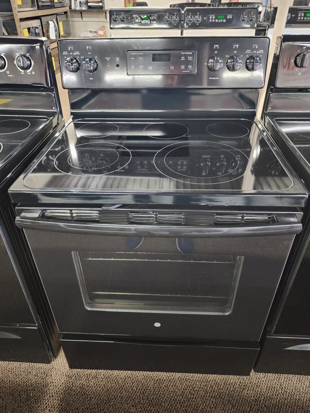 Reconditioned GE Smooth Top Electric Range (Black)