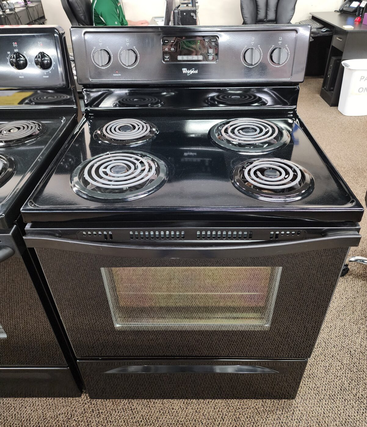 Reconditioned Whirlpool Coil Top Electric Range (Black)