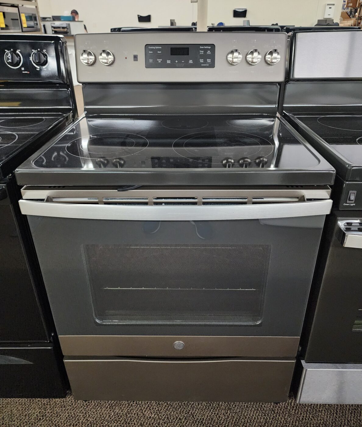 Reconditioned GE Smooth Top Electric Range (Slate)