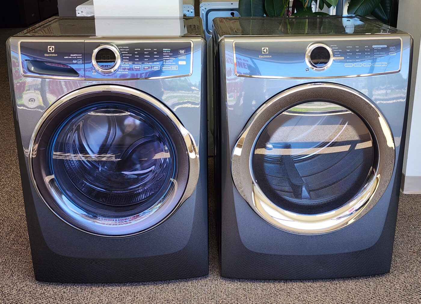 Reconditioned Electrolux 4.5 cu. ft. Front Load Washer & 8.0 cu. ft. Electric Dryer (Titanium)