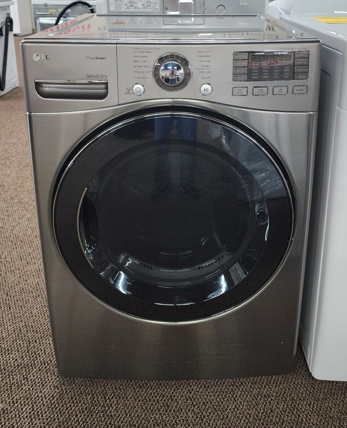 Reconditioned LG 7.3 cu. ft. Electric Dryer (Graphite Steel)