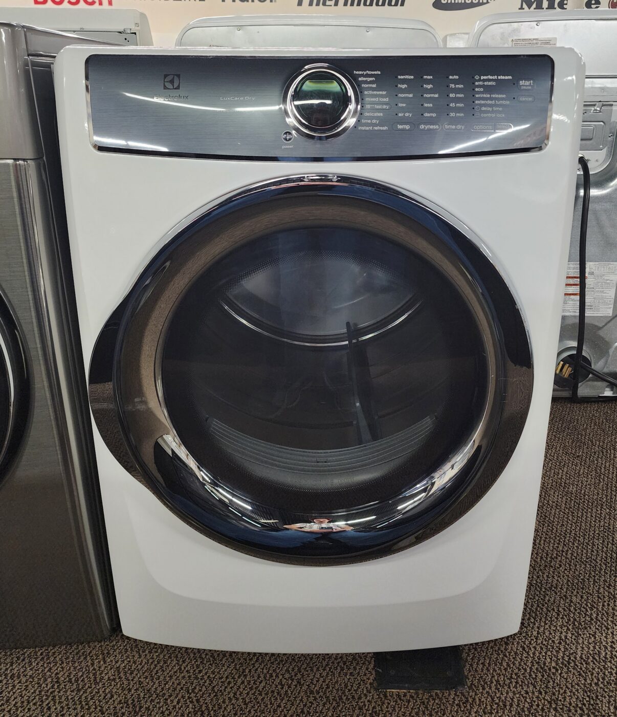 Reconditioned Electrolux 8.0 cu. ft. Electric Dryer (White)