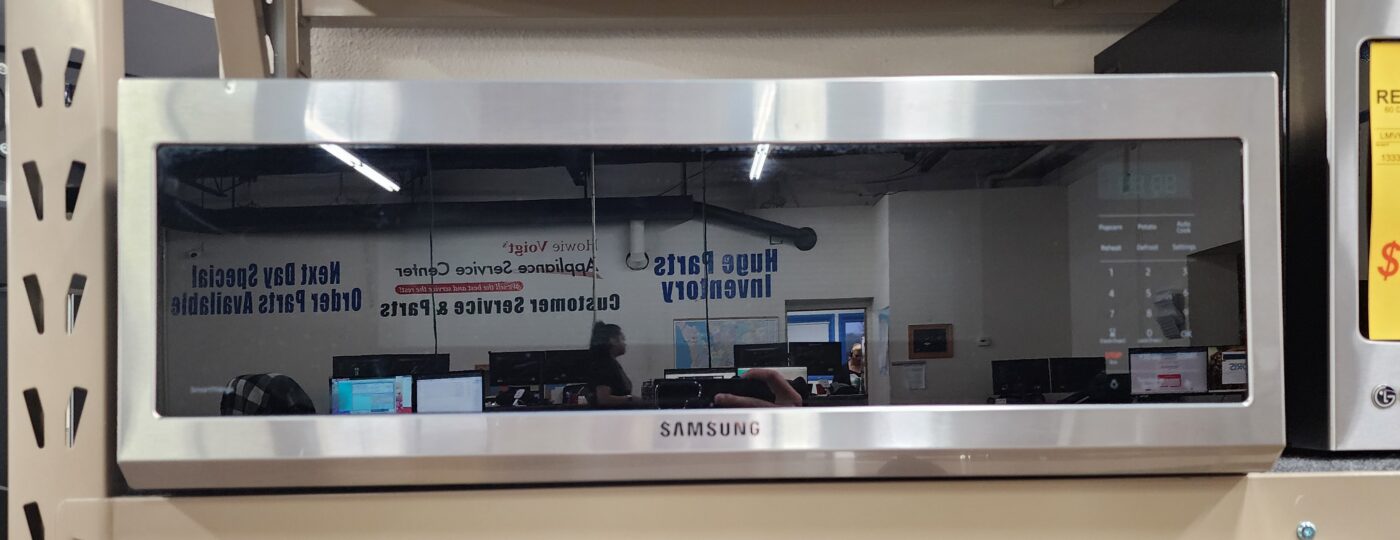 Samsung 1.1 cu. ft. Smart SLIM Over-the-Range Microwave (Stainless Steel)